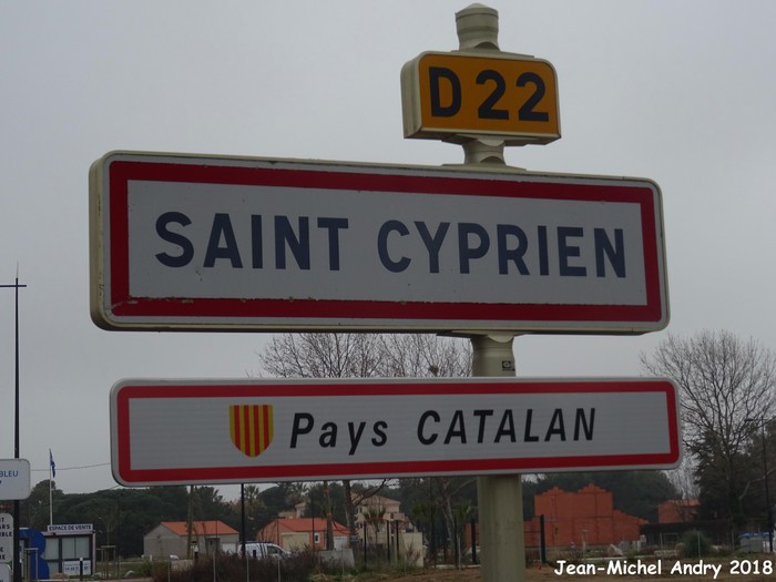 A 07  Saint-Cyprien 66 - Jean-Michel Andry.jpg