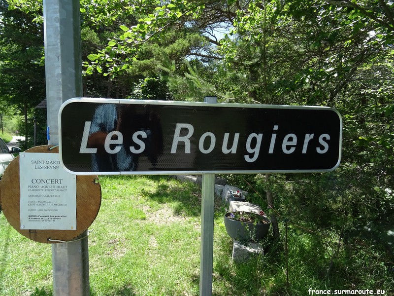 Les Rougiers H 04 .JPG