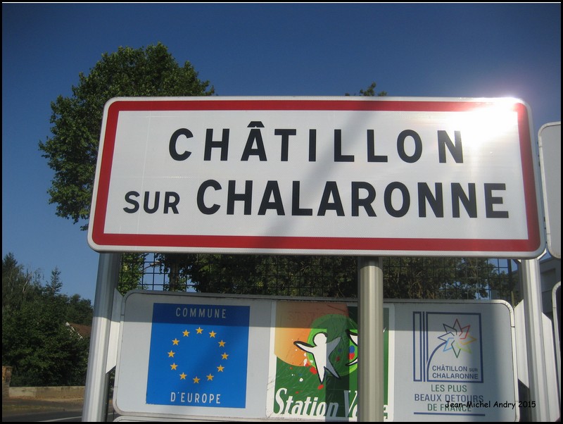 Châtillon-sur-Chalaronne 01 - Jean-Michel Andry.JPG