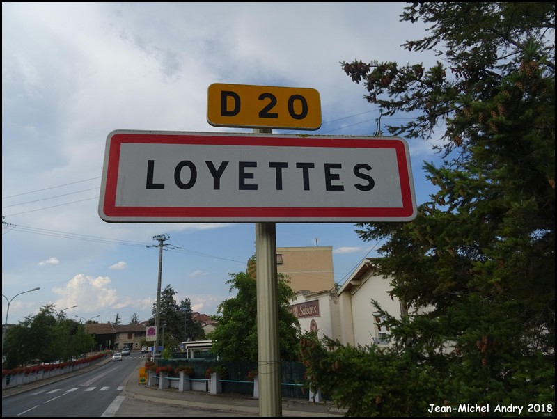 Loyettes 01 - Jean-Michel Andry.jpg
