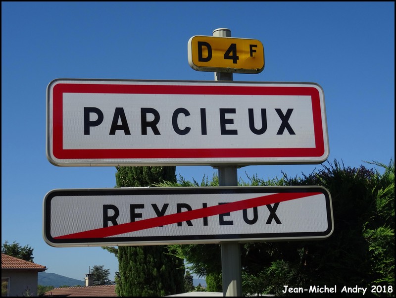 Parcieux 01 - Jean-Michel Andry.jpg