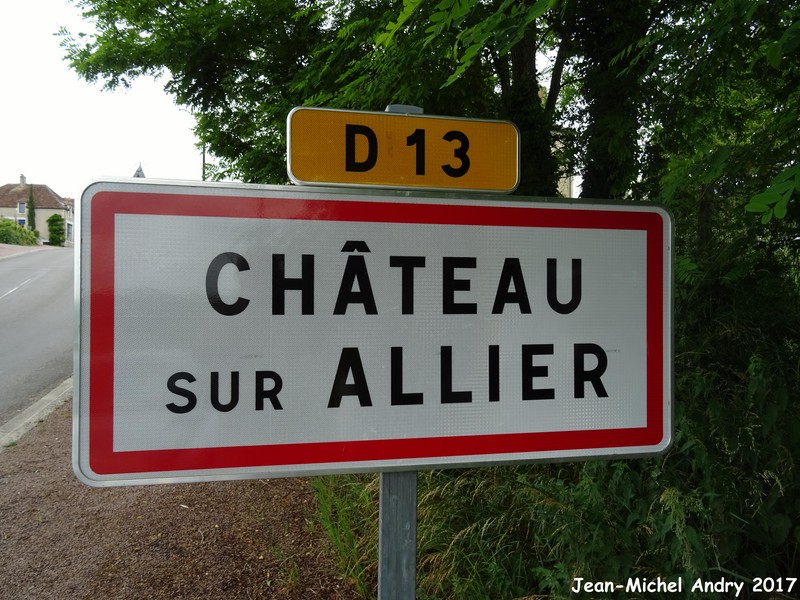 Château-sur-Allier 03 - Jean-Michel Andry.jpg