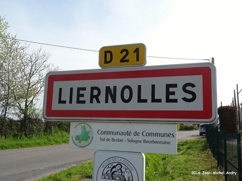 Liernolles 03 - Jean-Michel Andry.jpg