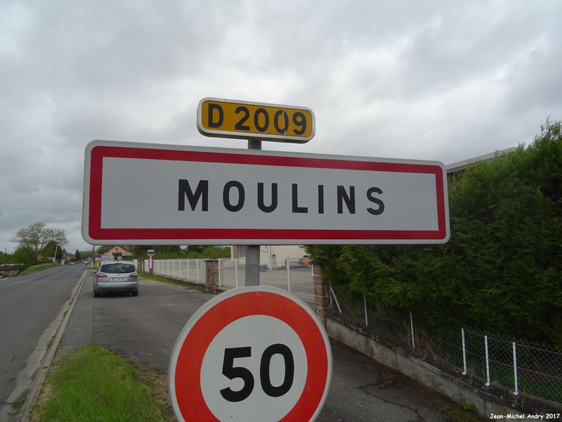 Moulins  03 - Jean-Michel Andry.jpg