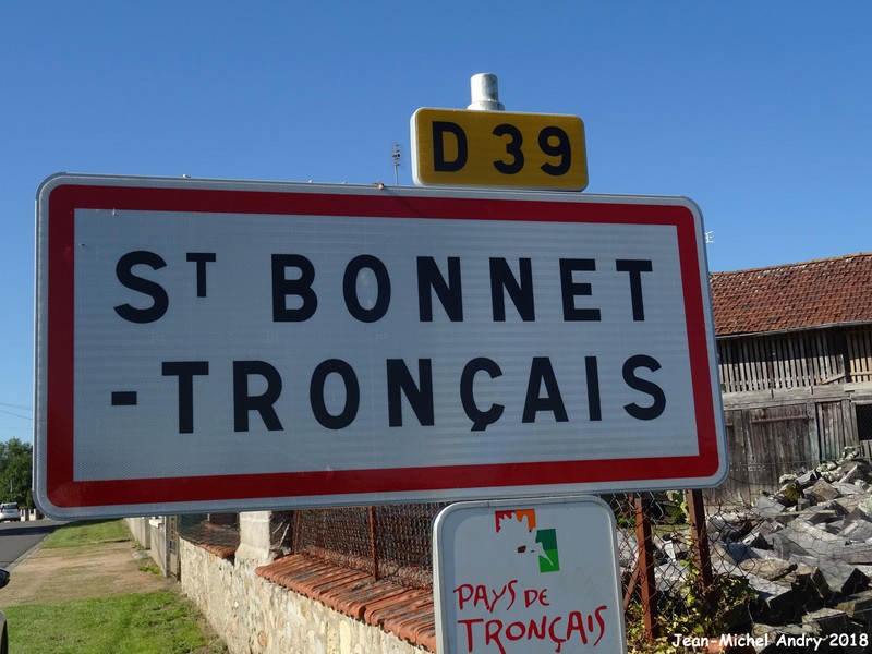 Saint-Bonnet-Troncais  03 - Jean-Michel Andry.jpg