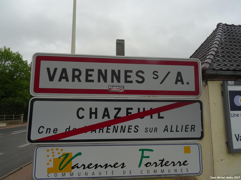 Varennes-sur-Allier 03 - Jean-Michel Andry.jpg