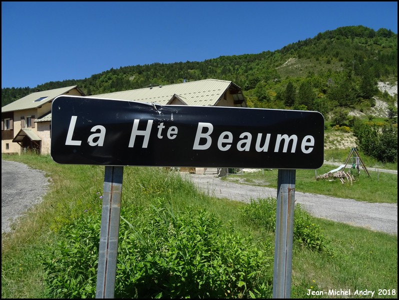 La Haute-Beaume 05 - Jean-Michel Andry.jpg
