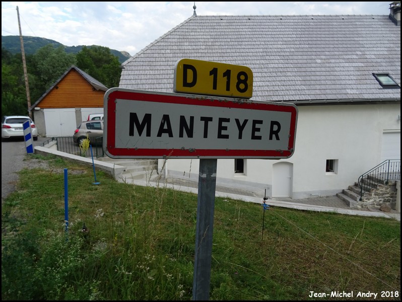 Manteyer 05 - Jean-Michel Andry.jpg