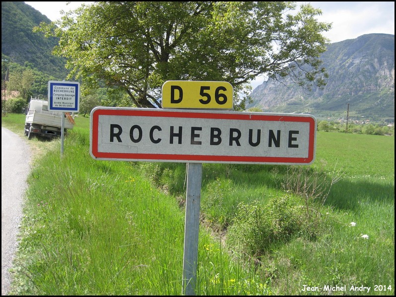 Rochebrune 05 - Jean-Michel Andry.jpg