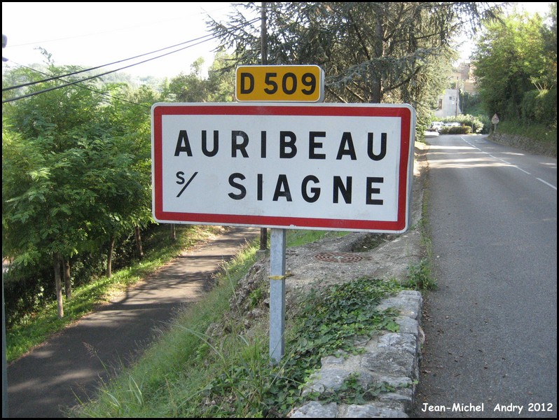 Auribeau-sur-Siagne 06 - Jean-Michel Andry.JPG