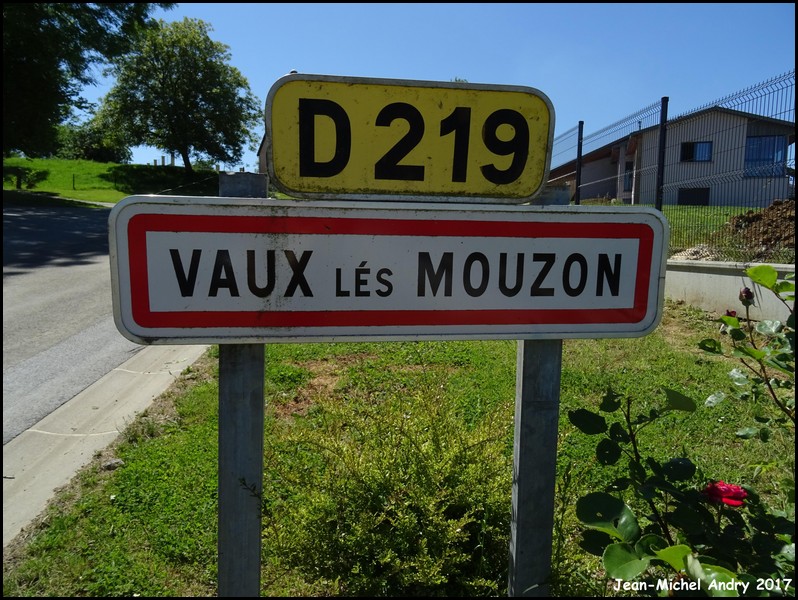 Vaux-lès-Mouzon 08 - Jean-Michel Andry.jpg