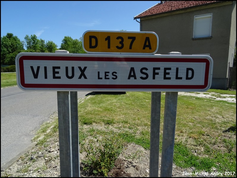 Vieux-lès-Asfeld 08 - Jean-Michel Andry.jpg