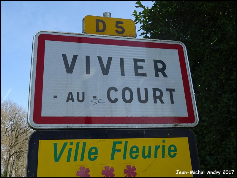 Vivier-au-Court 08 - Jean-Michel Andry.jpg