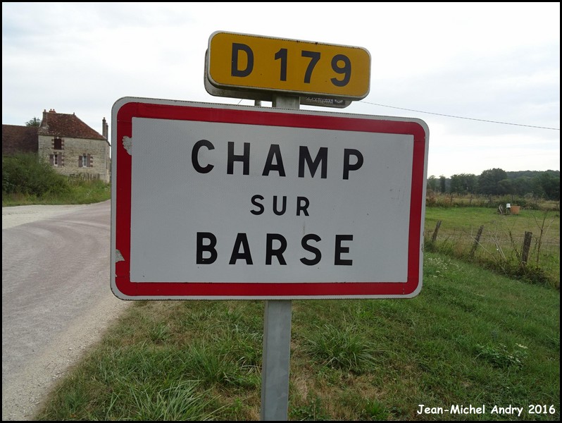 Champ-sur-Barse 10 - Jean-Michel Andry.jpg