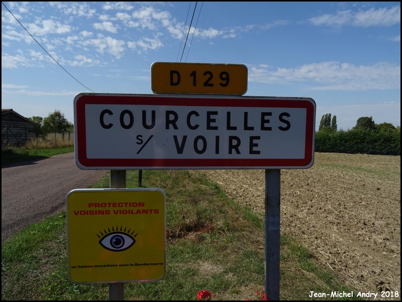 Courcelles-sur-Voire 10 - Jean-Michel Andry.jpg