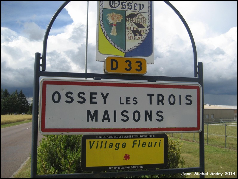 Ossey-les-Trois-Maisons 10 - Jean-Michel Andry.jpg