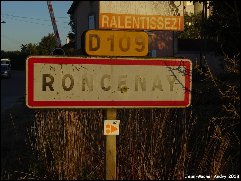 Roncenay 10 - Jean-Michel Andry.jpg