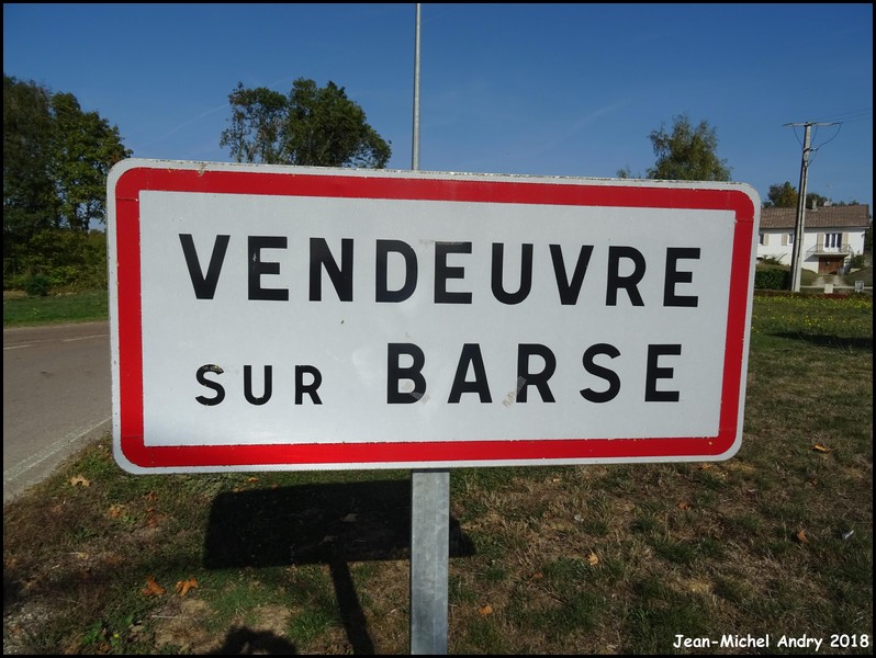 Vendeuvre-sur-Barse 10 - Jean-Michel Andry.jpg