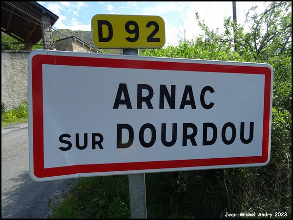 Arnac-sur-Dourdou 12 - Jean-Michel Andry.jpg