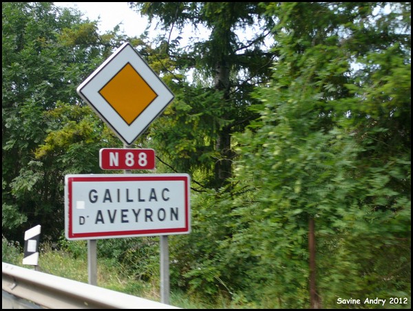 Gaillac-d'Aveyron 12 - Savine Andry.jpg