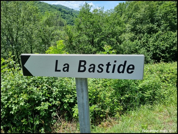 La Bastide-Solages 1 12 - Jean-Michel Andry.jpg