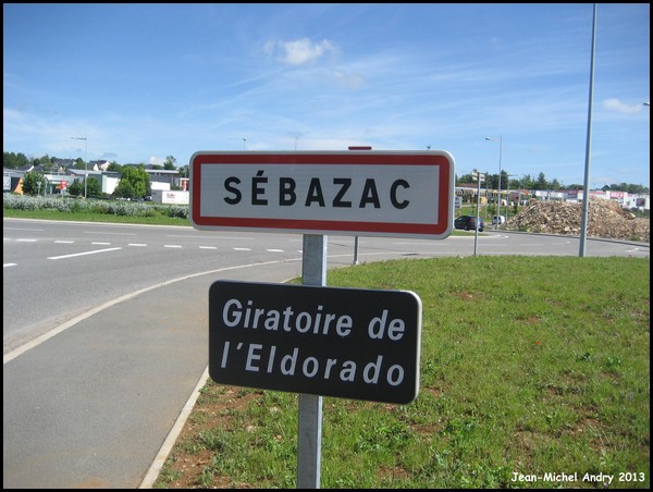 Sébazac-Concourès 1 12 - Jean-Michel Andry.jpg