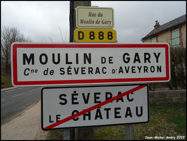 Sévérac d'Aveyron 12 - Jean-Michel Andry.jpg