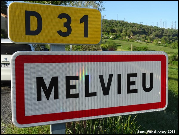 Saint-Victor-et-Melvieu 2 12 - Jean-Michel Andry.jpg