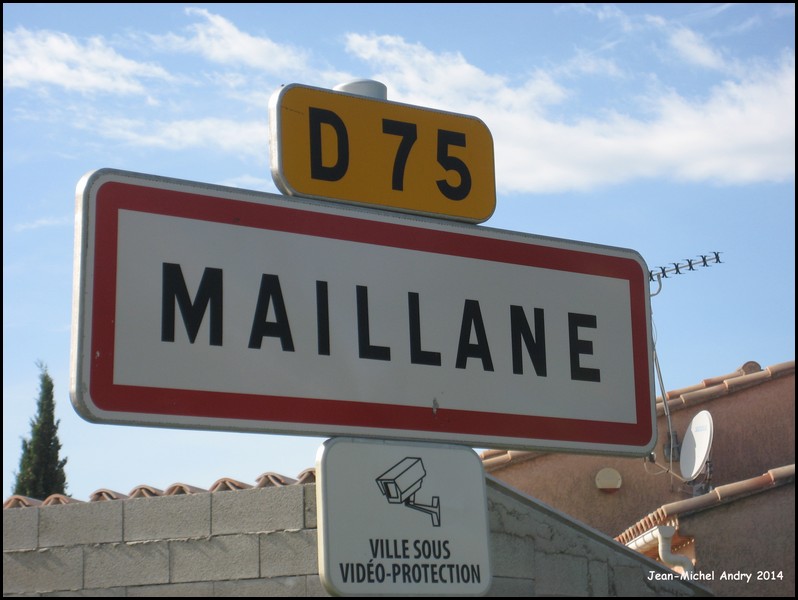 Maillane 13 - Jean-Michel Andry.jpg