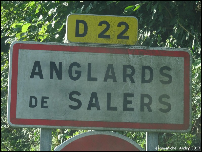 Anglards-de-Salers 15 - Jean-Michel Andry.jpg