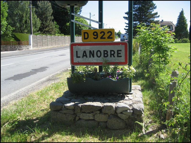 Lanobre 15 - Jean-Michel Andry.jpg