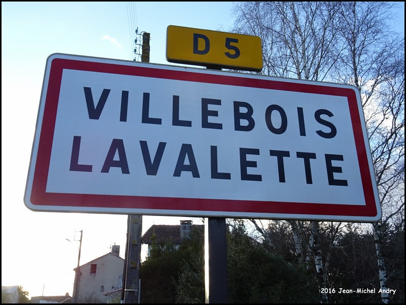Villebois-Lavalette 16 - Jean-Michel Andry.jpg
