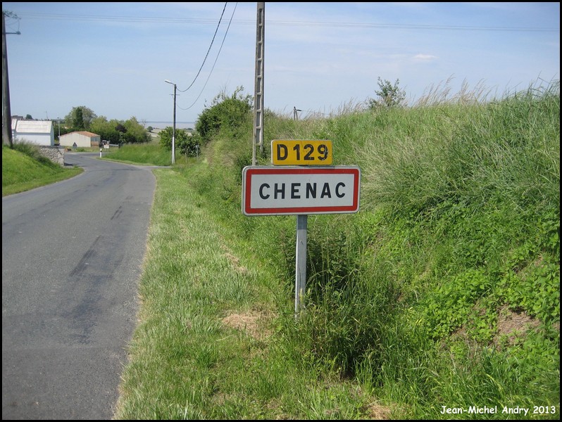 Chenac-Saint Seurin-d'Uzet 1  17 - Jean-Michel Andry.jpg