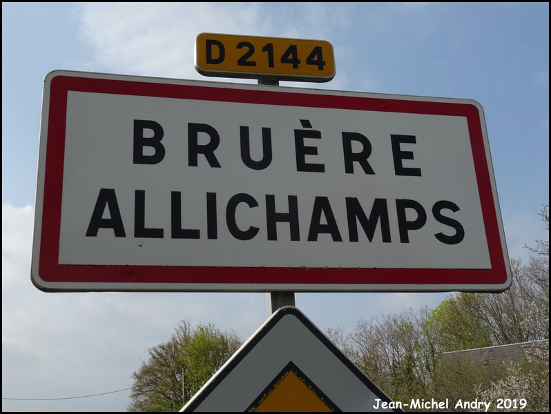 Bruère-Allichamps 18 - Jean-Michel Andry.jpg