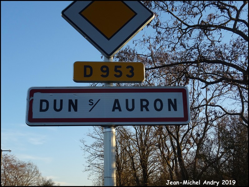 Dun-sur-Auron 18 - Jean-Michel Andry.jpg