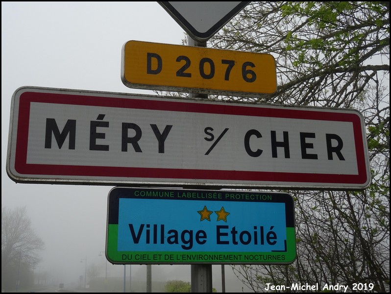 Méry-sur-Cher 18 - Jean-Michel Andry.jpg