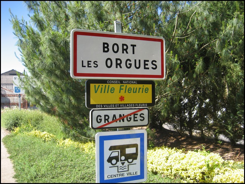 Bort-les-Orgues 19 - Jean-Michel Andry.jpg