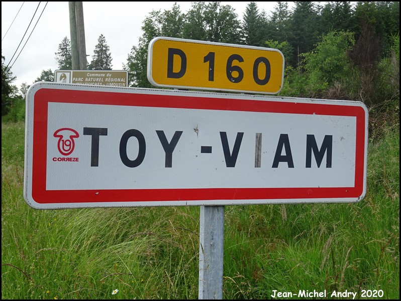 Toy-Viam 19 - Jean-Michel Andry.jpg