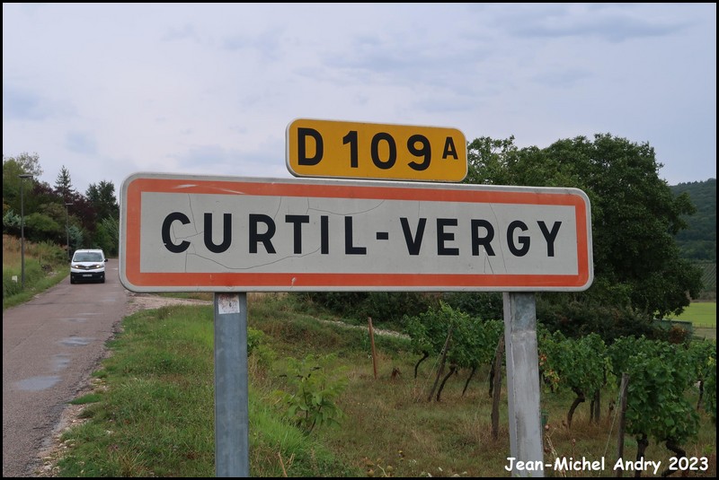 Curtil-Vergy 21 - Jean-Michel Andry.jpg