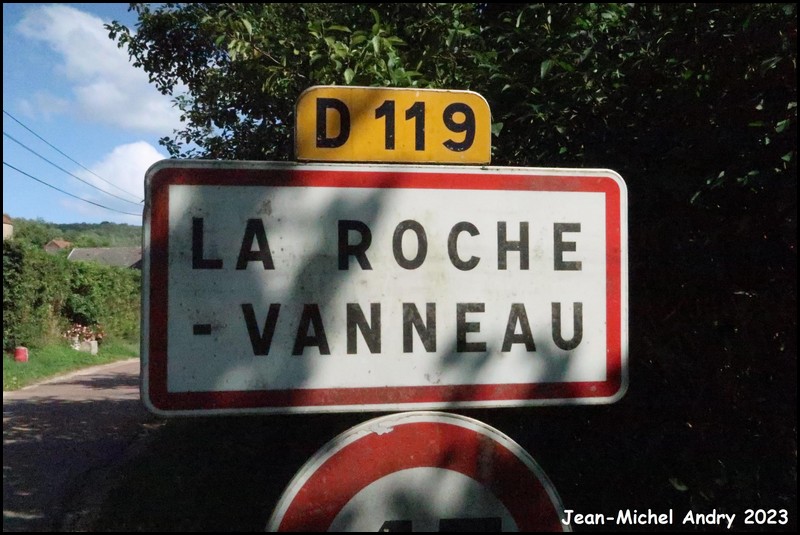 La Roche-Vanneau 21 - Jean-Michel Andry.jpg