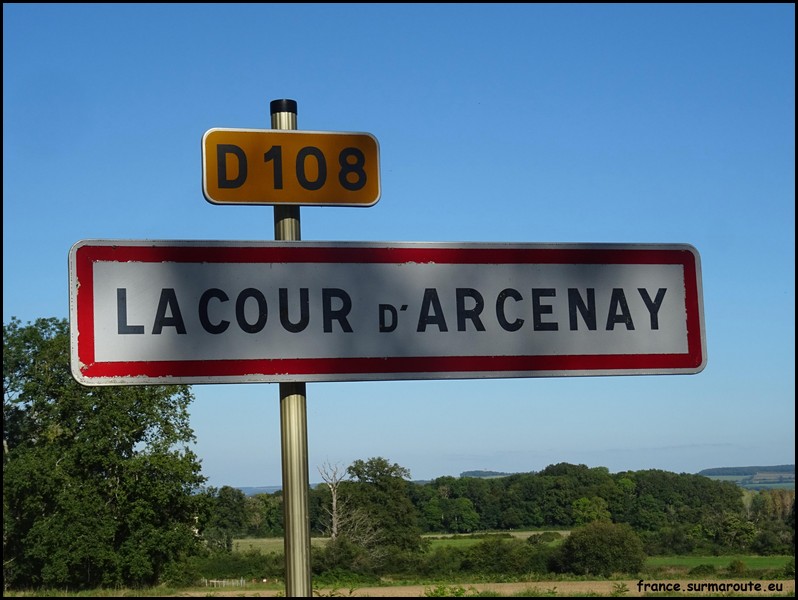 Lacour-d'Arcenay 21 - Jean-Michel Andry.jpg