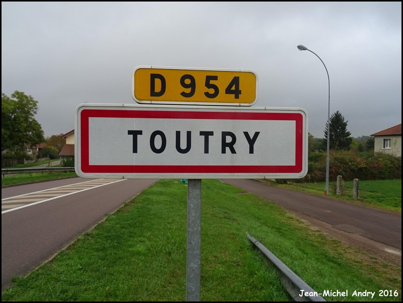 Toutry 21 - Jean-Michel Andry.jpg