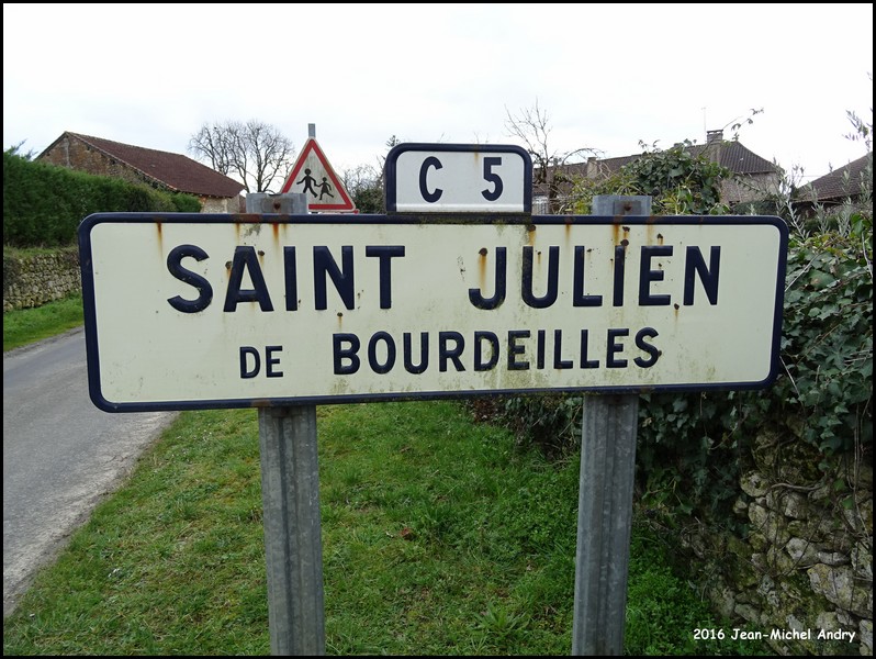 1Saint-Julien-de-Bourdeilles 24 Jean-Michel Andry.jpg