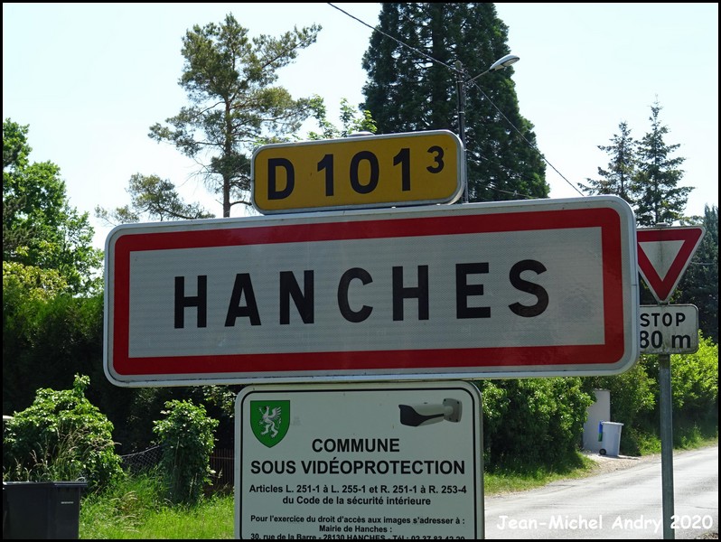 Hanches 28 - Jean-Michel Andry.jpg