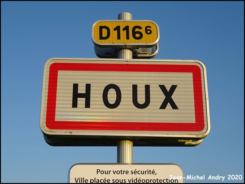 Houx 28 - Jean-Michel Andry.jpg
