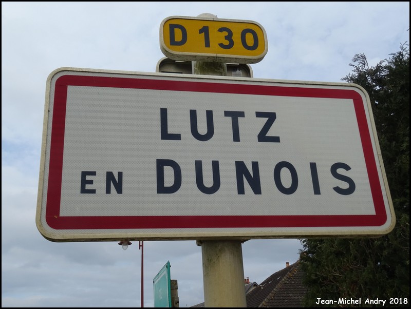 23Lutz-en-Dunois 28 - Jean-Michel Andry.jpg