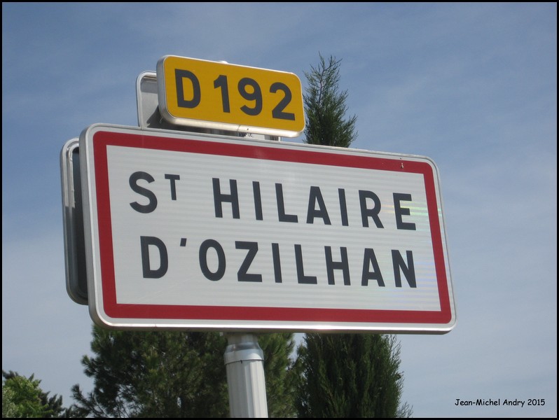 Saint-Hilaire-d'Ozilhan 30 - Jean-Michel Andry.jpg