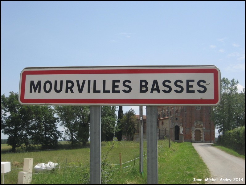 Mourvilles Basses 31 - Jean-Michel Andry.jpg