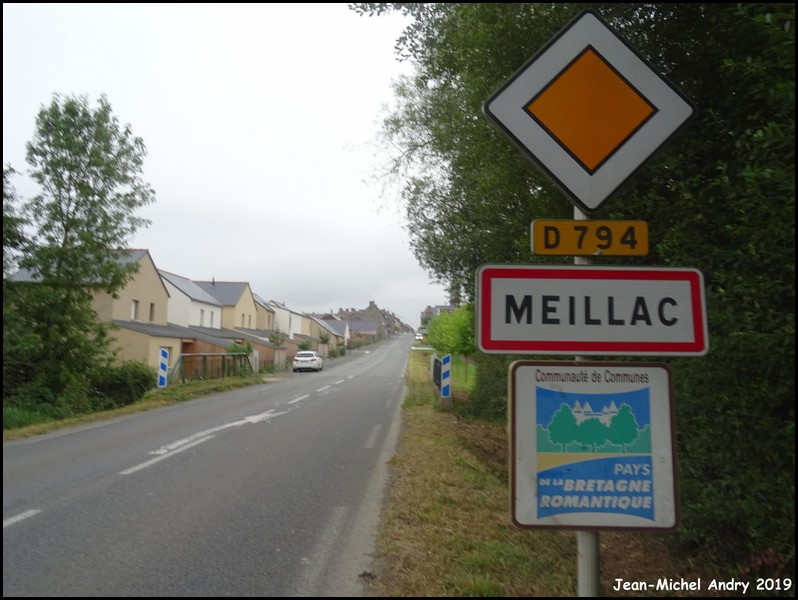Meillac 35 - Jean-Michel Andry.jpg