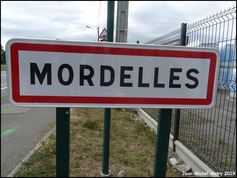 Mordelles 35 - Jean-Michel Andry.jpg